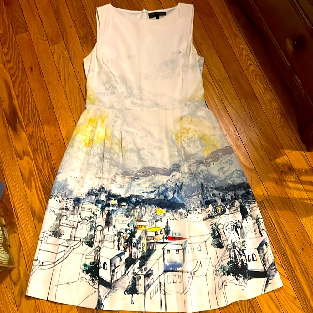 St. John Silk and Lined Dress with design, size 6